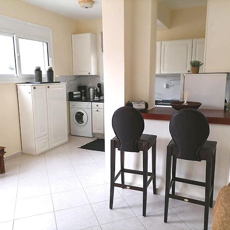 Tini'S Apartment Nea Iraklitsa Zewnętrze zdjęcie