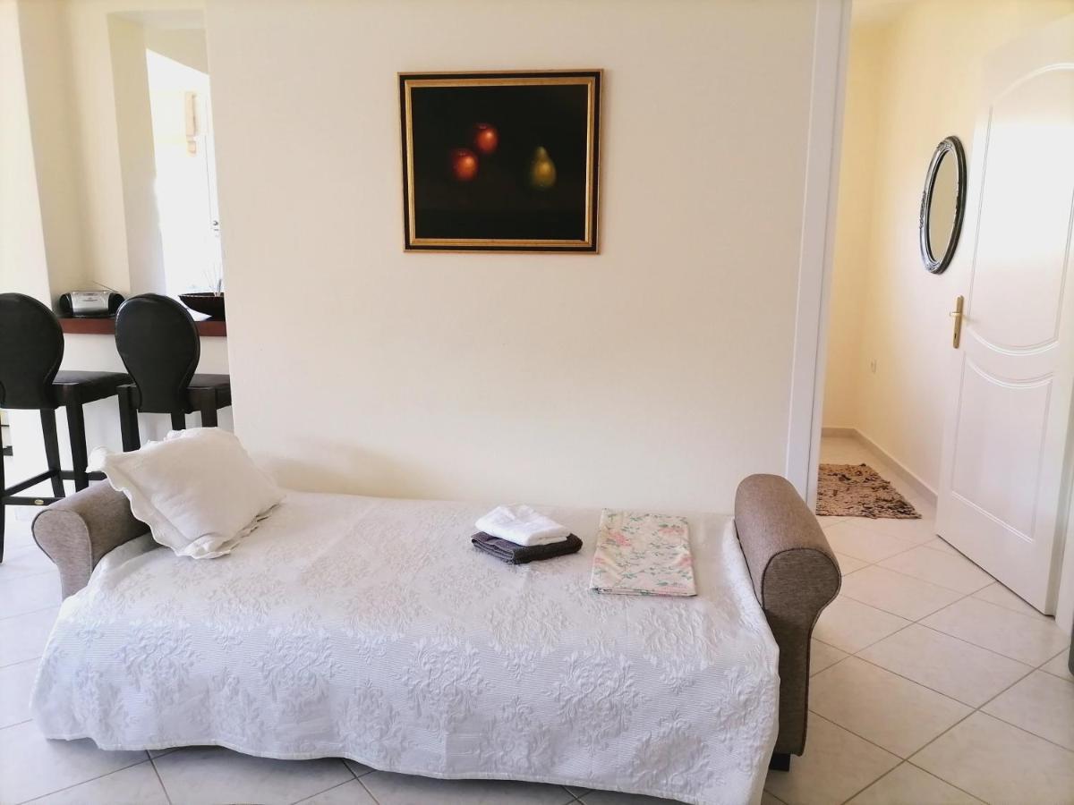 Tini'S Apartment Nea Iraklitsa Zewnętrze zdjęcie